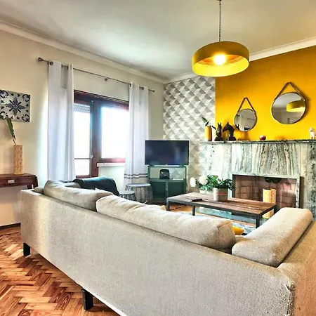 Apolonia Terrace - Lisbonbreaks * Lisboa